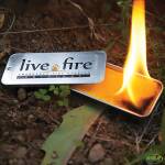 Live Fire Original kompakter wasserfester Zunder, Feuerstarter, Signalgeber LFO1